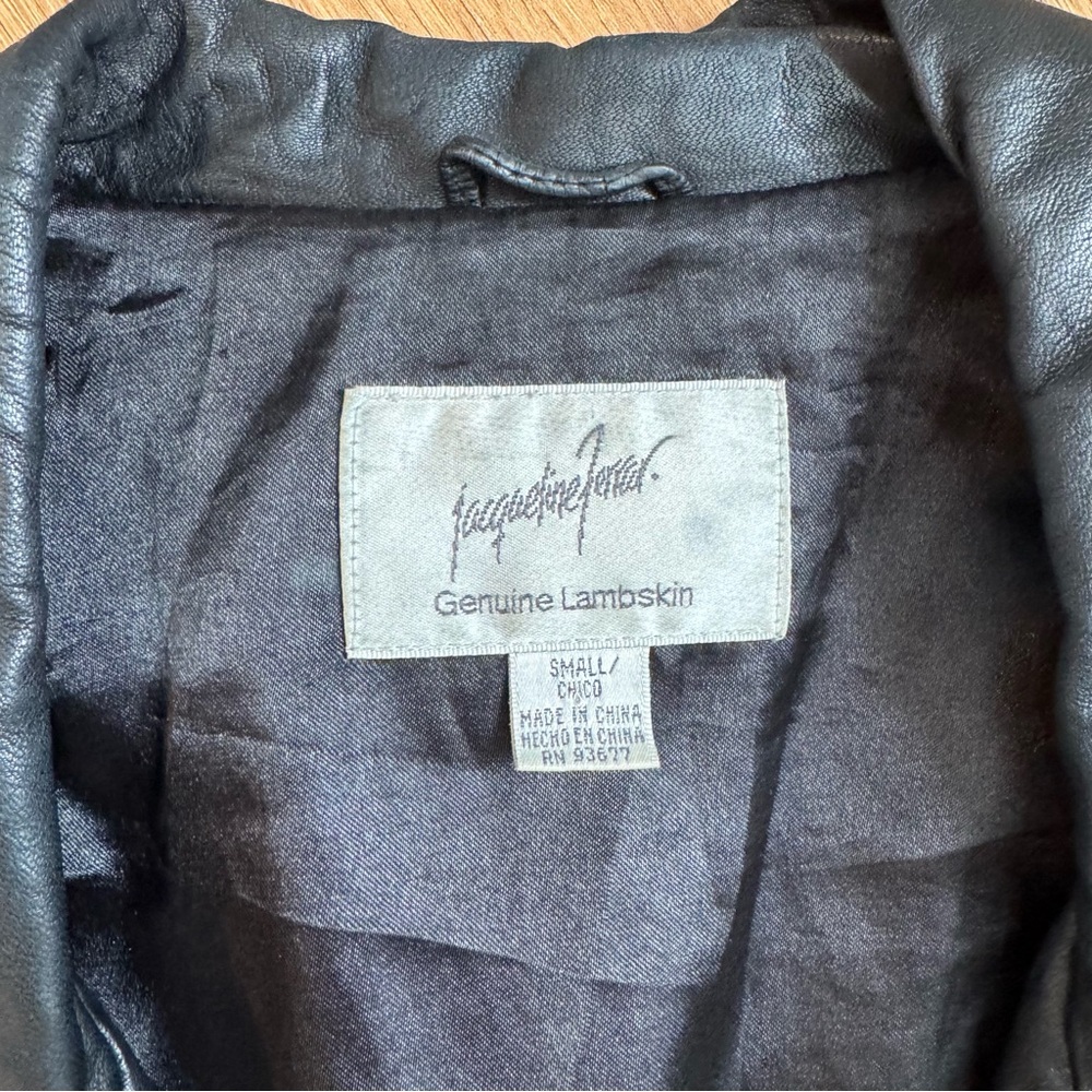 Leather jacket - Picture 2 of 3